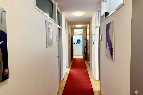hoelzlhubner_buero