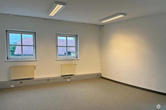 hoelzlhubnerimmobilien-büro-maxglan