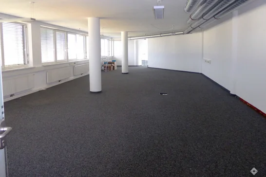 hoelzl hubner immobilien modernes buero grundriss