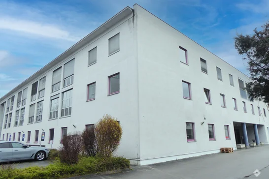 hoelzlhubnerimmo_buero