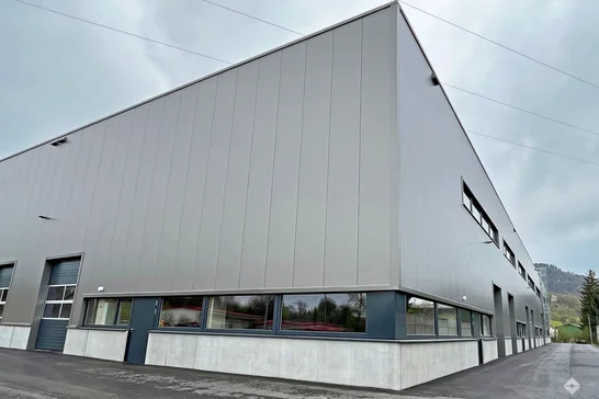 holzlhubnerimmobilien-halle-weitwörth