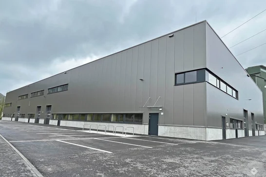 holzlhubnerimmobilien-halle-weitwörth
