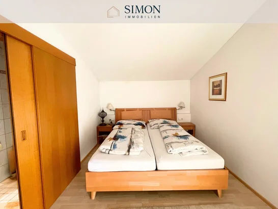 2. Schlafzimmer im Dachgeschoß