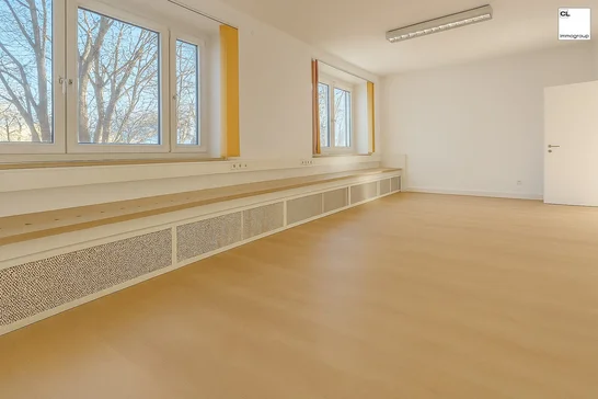 Top-Gewerbeimmobilie in Salzburg Maxglan; helle, hohe Räume (c) CL-immogroup, www.CL-immogroup.at