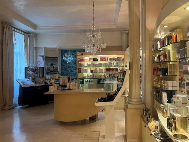 Cosmetic Institut