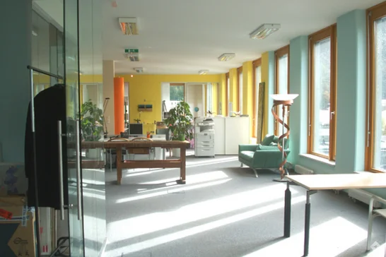 hoelzl hubner immobilien modernes penthausbuero salzburg