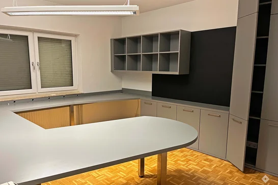 hoelzlhubnerimmobilien-büro-neumarkt